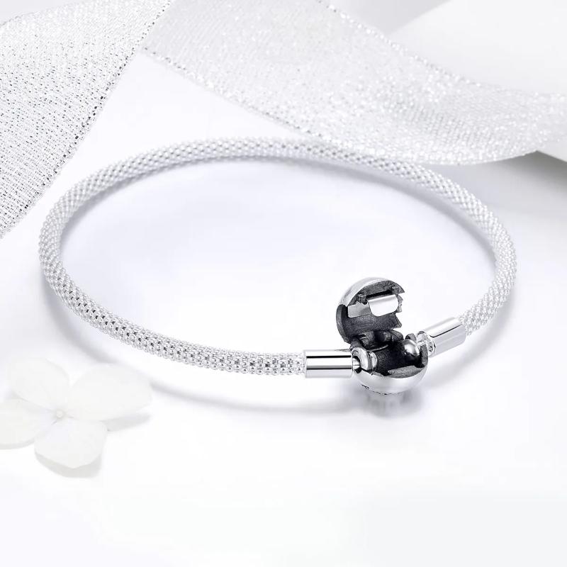 انسيال فضة عيار 925