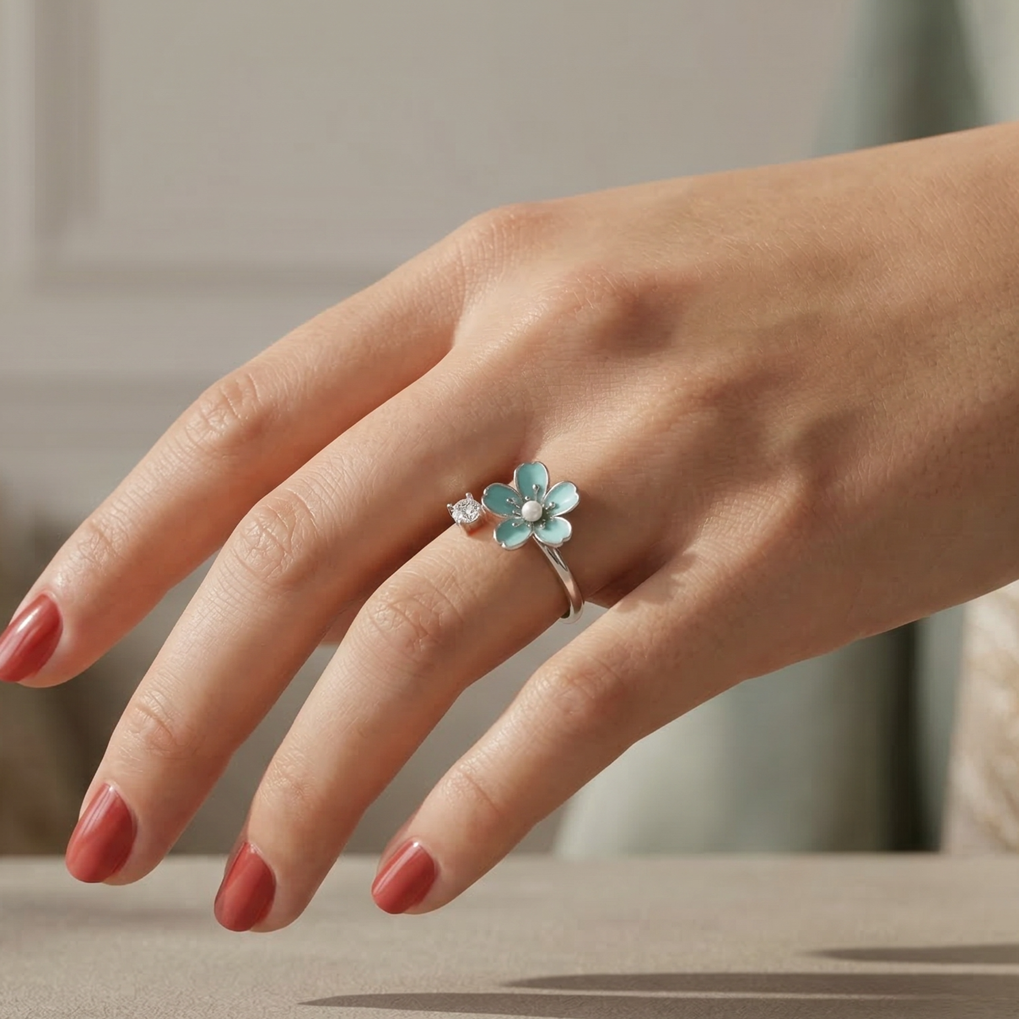 925 Silver Turquoise Flower Ring with a Sparkling Zircon Stone