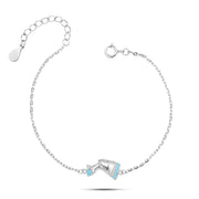 925 sterling silver bracelet with an elegant design inspired by the bust of Queen Nefertiti
