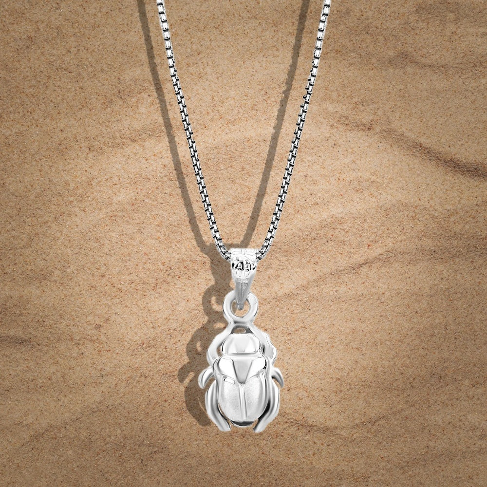 عقد فضة حريمي عيار 925 على شكل الجعران