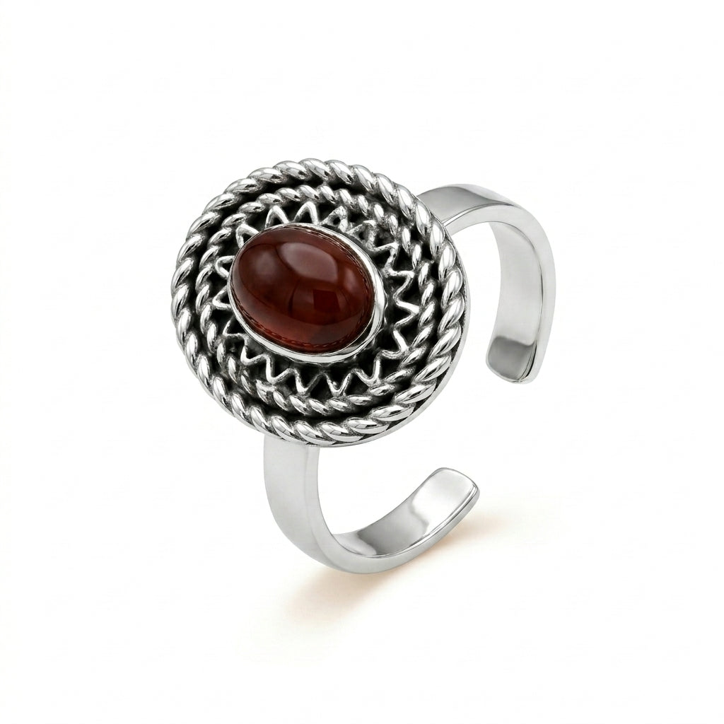 925 Silver Red Agate Ring with a Heritage Design
