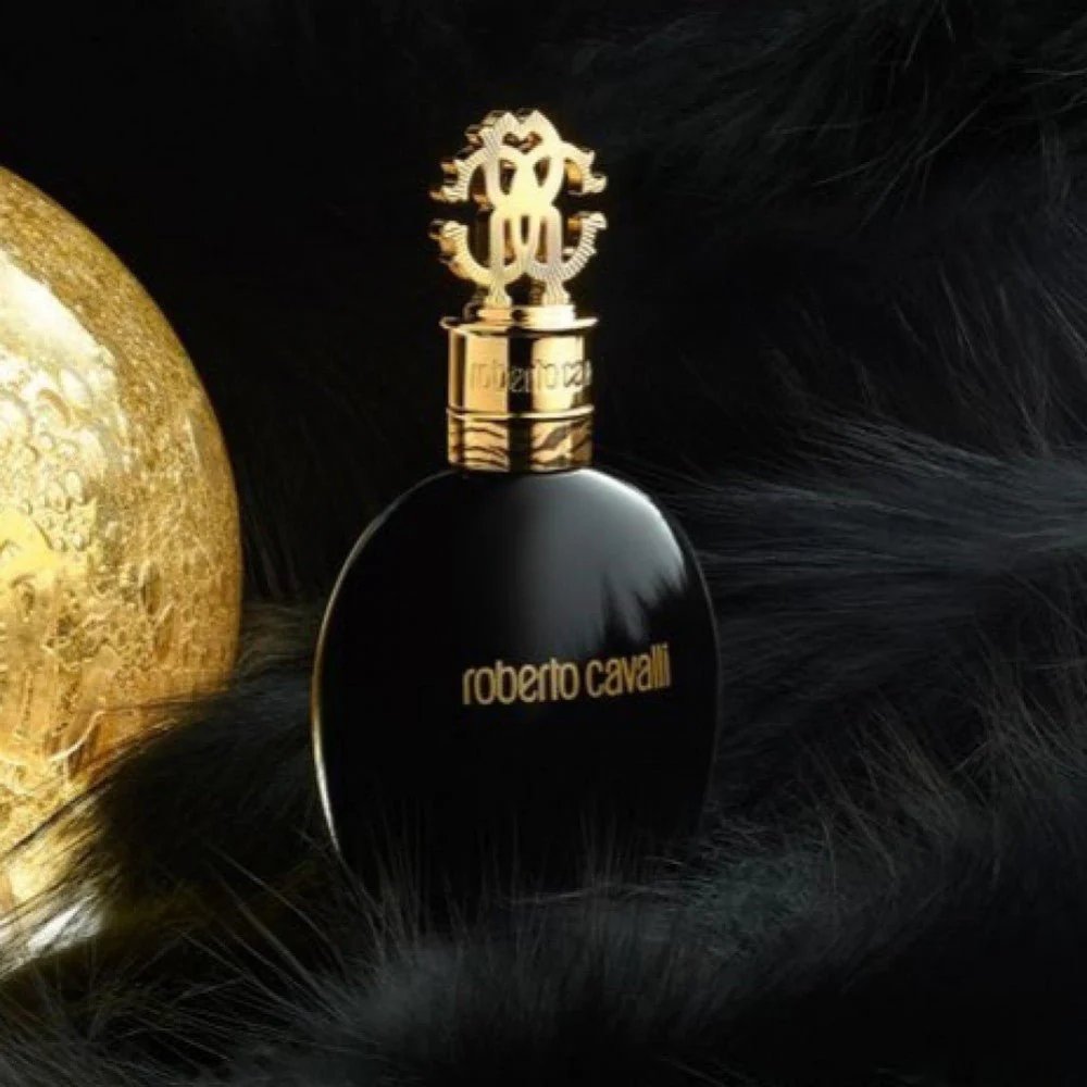 عطر نيرو أسولوتو من روبرتو كافالي أو دو بارفان للنساء - 75 مل