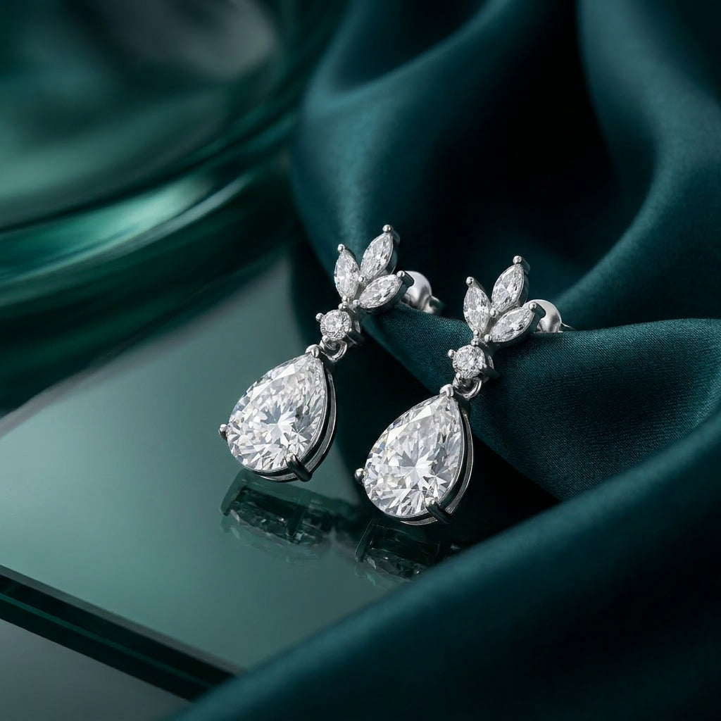 925 Silver Sparkling Teardrop Zircon Earrings