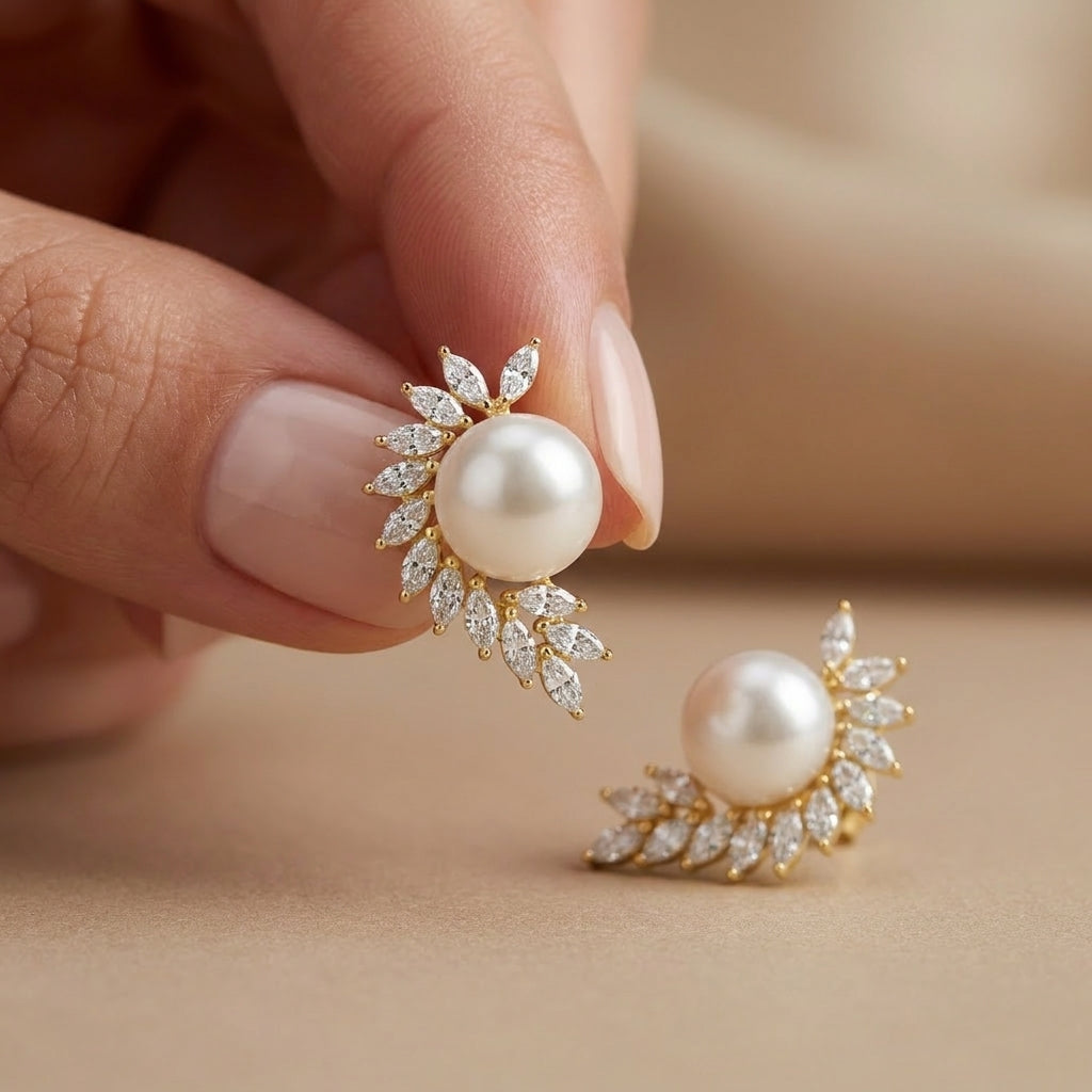 925 Silver Luxury Pearl Earrings Adorned with Sparkling Stones – Gold Plated