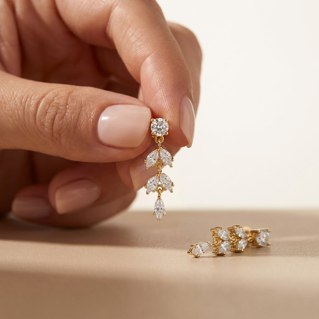 925 Silver Shiny Leaf Earrings – Gold Plated