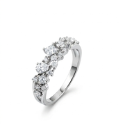 925 Silver Ring with Harmoniously Arranged Sparkling Stones