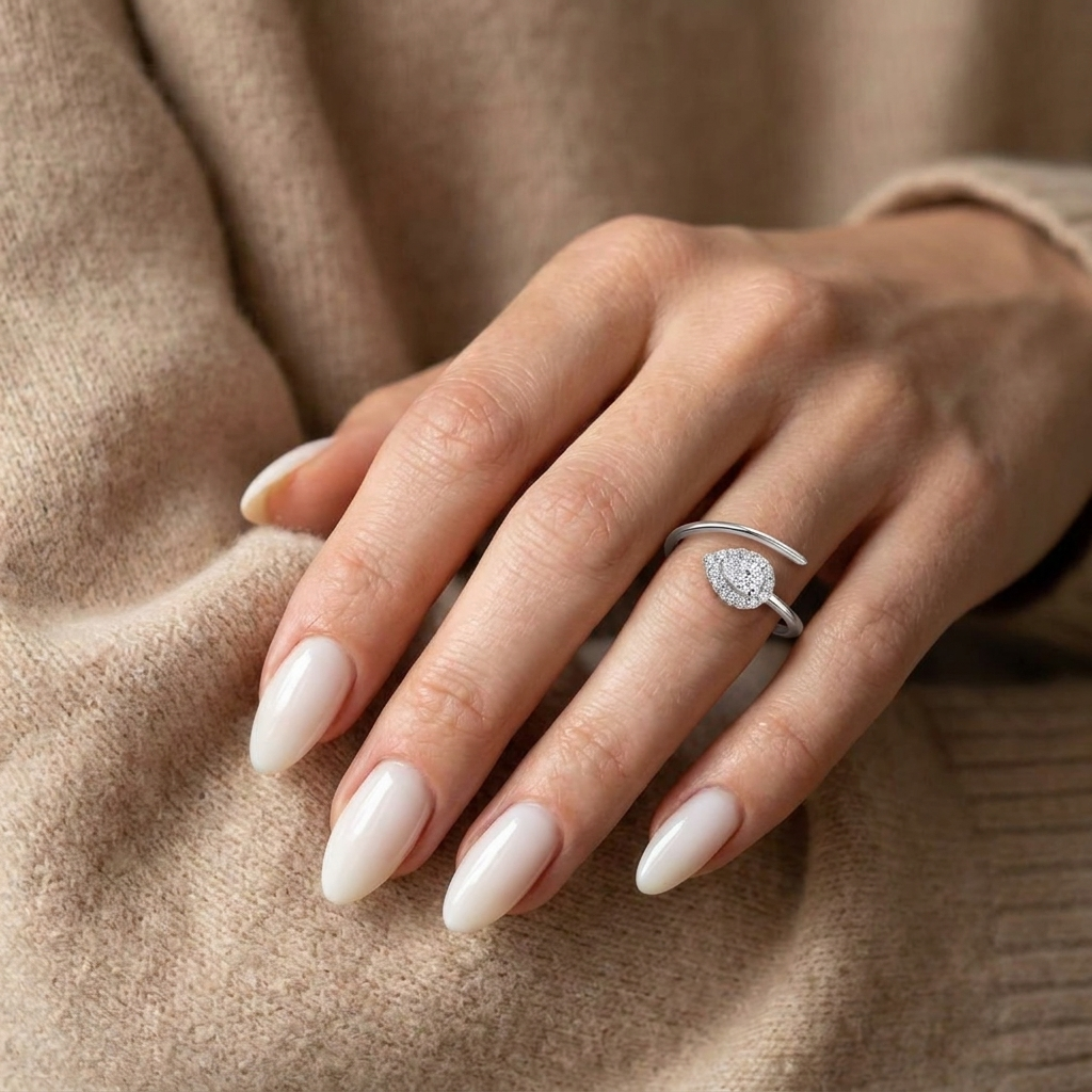 925 Silver Elegant Ring with Oval Stone Surrounded by Sparkling Stones