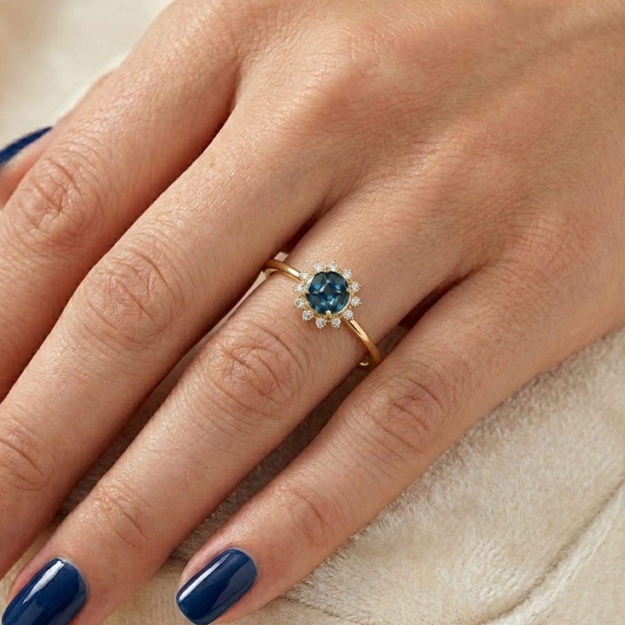 Floral Ring with a Blue Stone – Gold-Plated 925 Silver