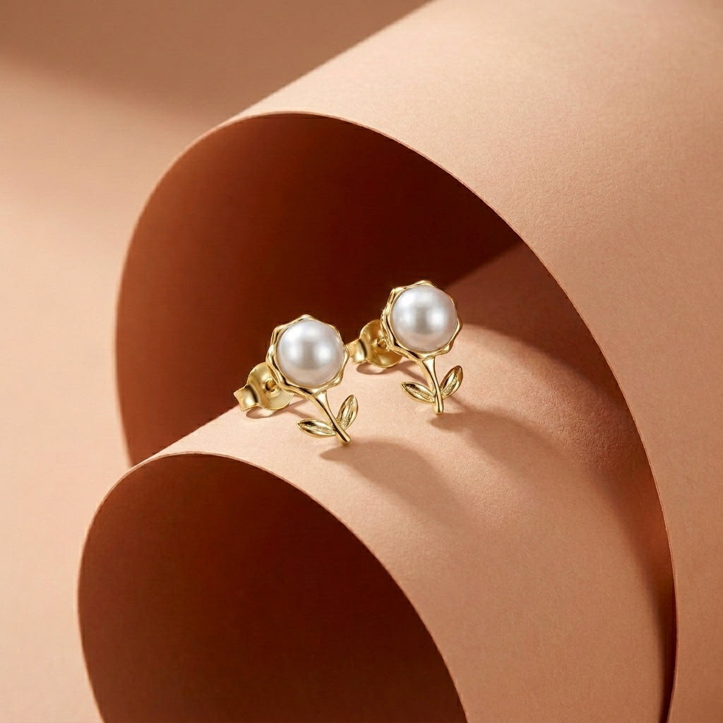 925 Silver Flower And Pearl Earrings - Gold Plated