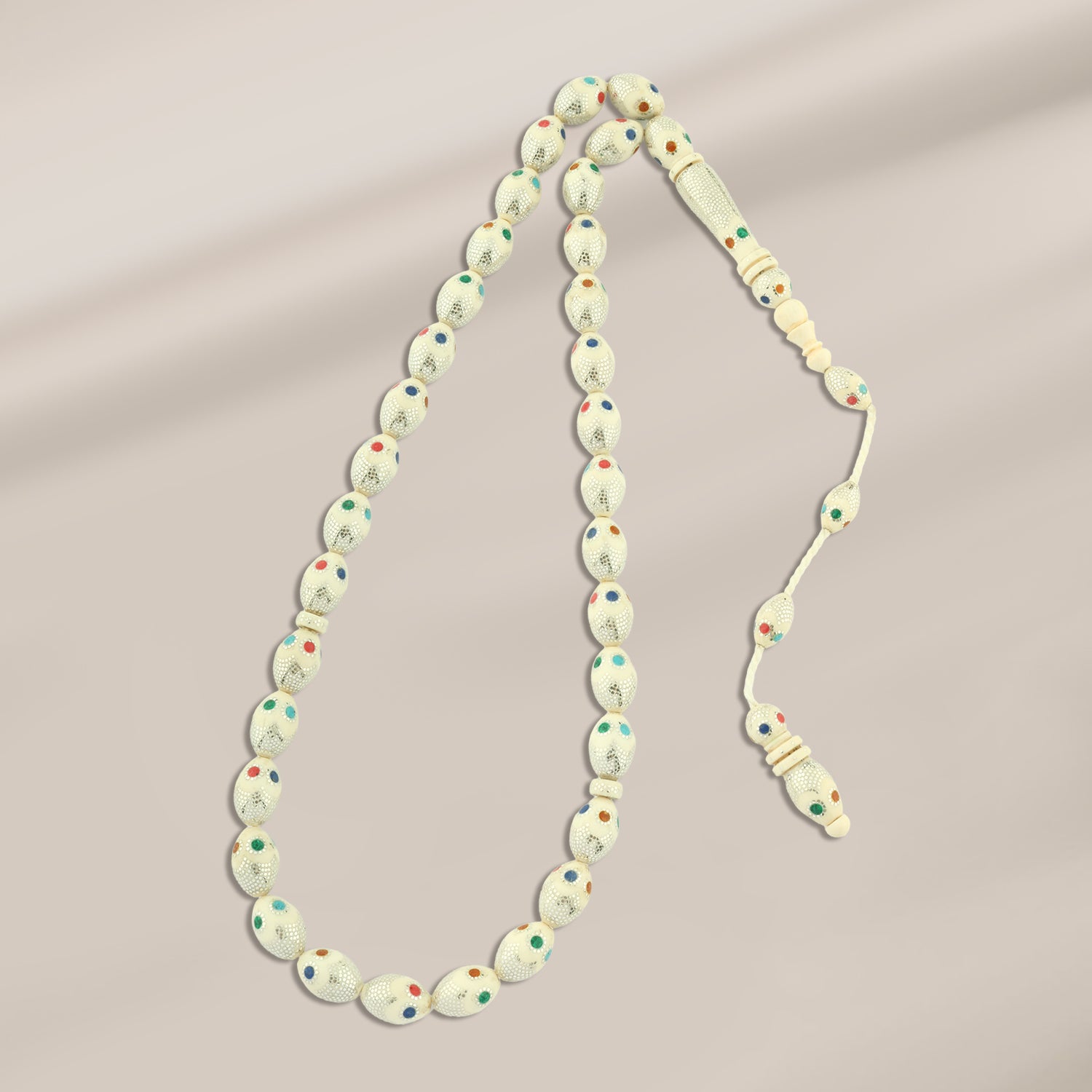 سبحة لوكس من العاج سن فيل طبيعي مطعمة فضة عيار 999 وأحجار فيروز وملاكيت ومرجان ولابيس وكهرمان - TROS01-60I