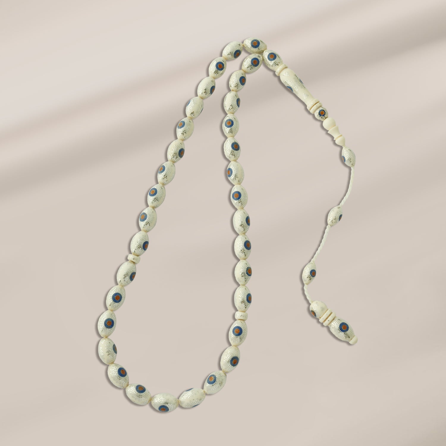 سبحة عاج طبيعي سن الفيل لوكس بزخارف لابيس وكهرمان مطعمة بفضة 999 - TROS05-57I