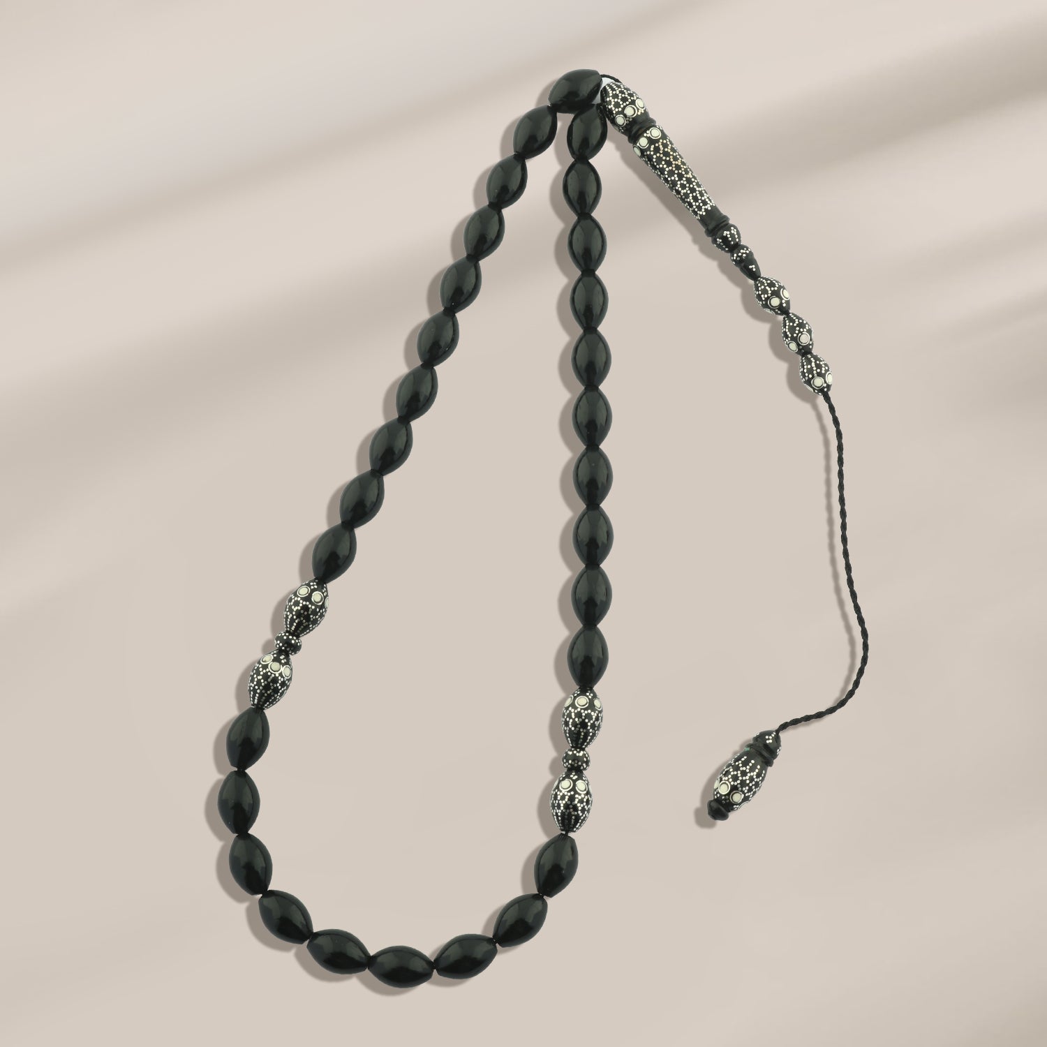 سبحة كوك لوكس زيتونة 8 ملي بطقم فضة 999 مطعّم عاج – 33 حبة WROS02-I