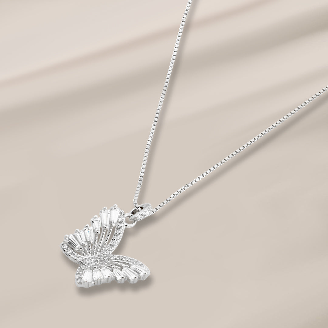 Butterfly Necklace Adorned with Sparkling Stones – 925 Silver