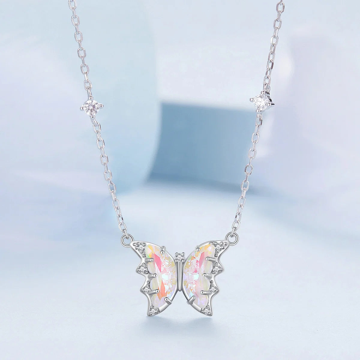 925 Silver Necklace with a Shiny Colorful Butterfly