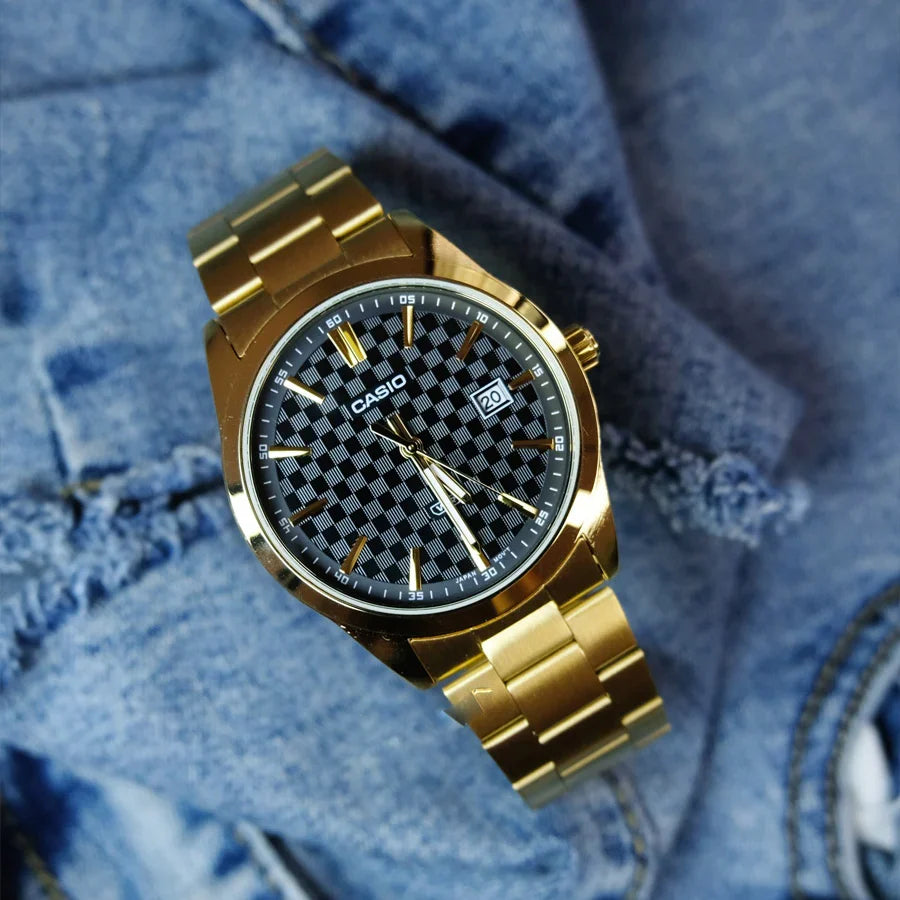 Casio Men's Analog Watch – Gold Case & Stainless Steel Band