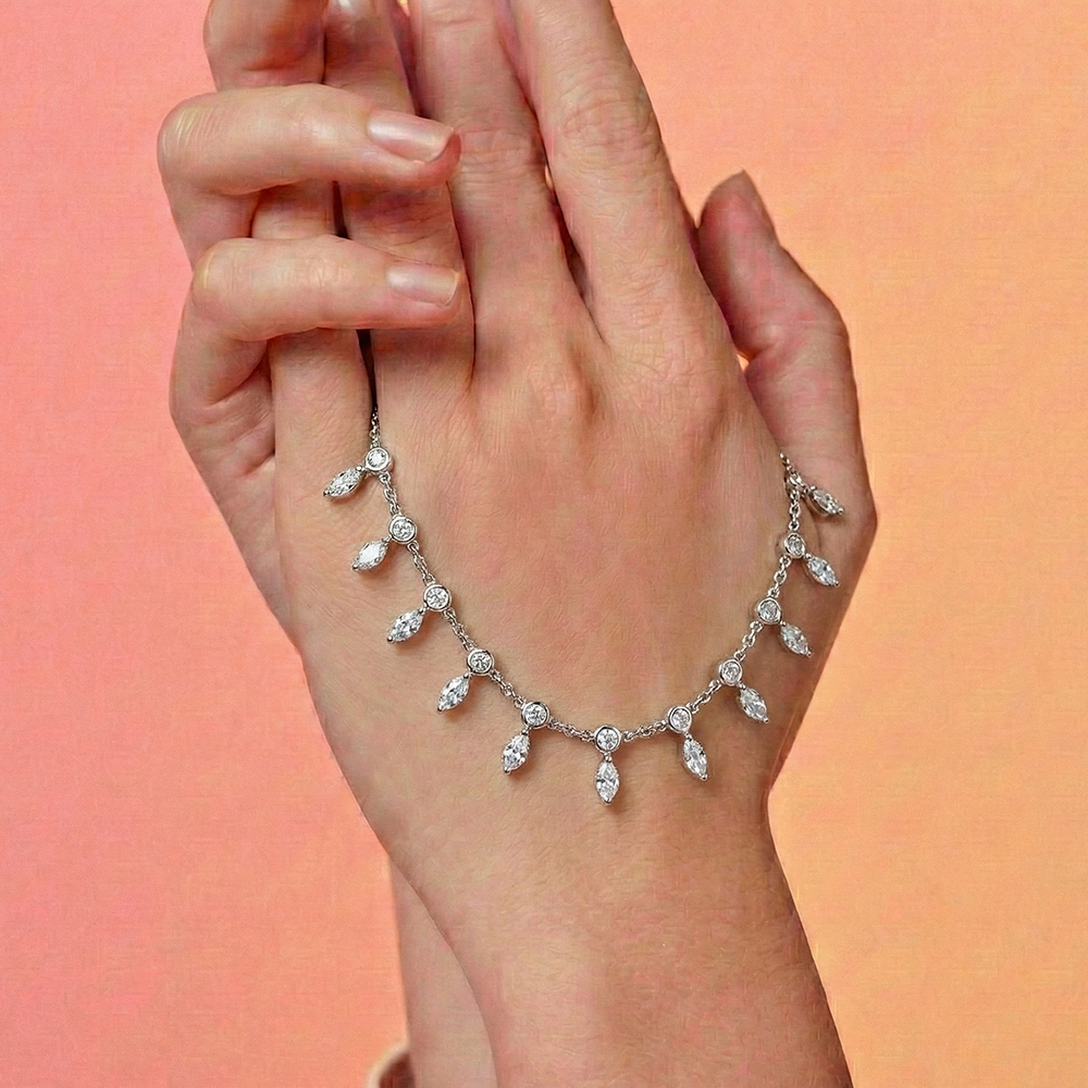 925 Silver Necklace with Dangling Clear Stones