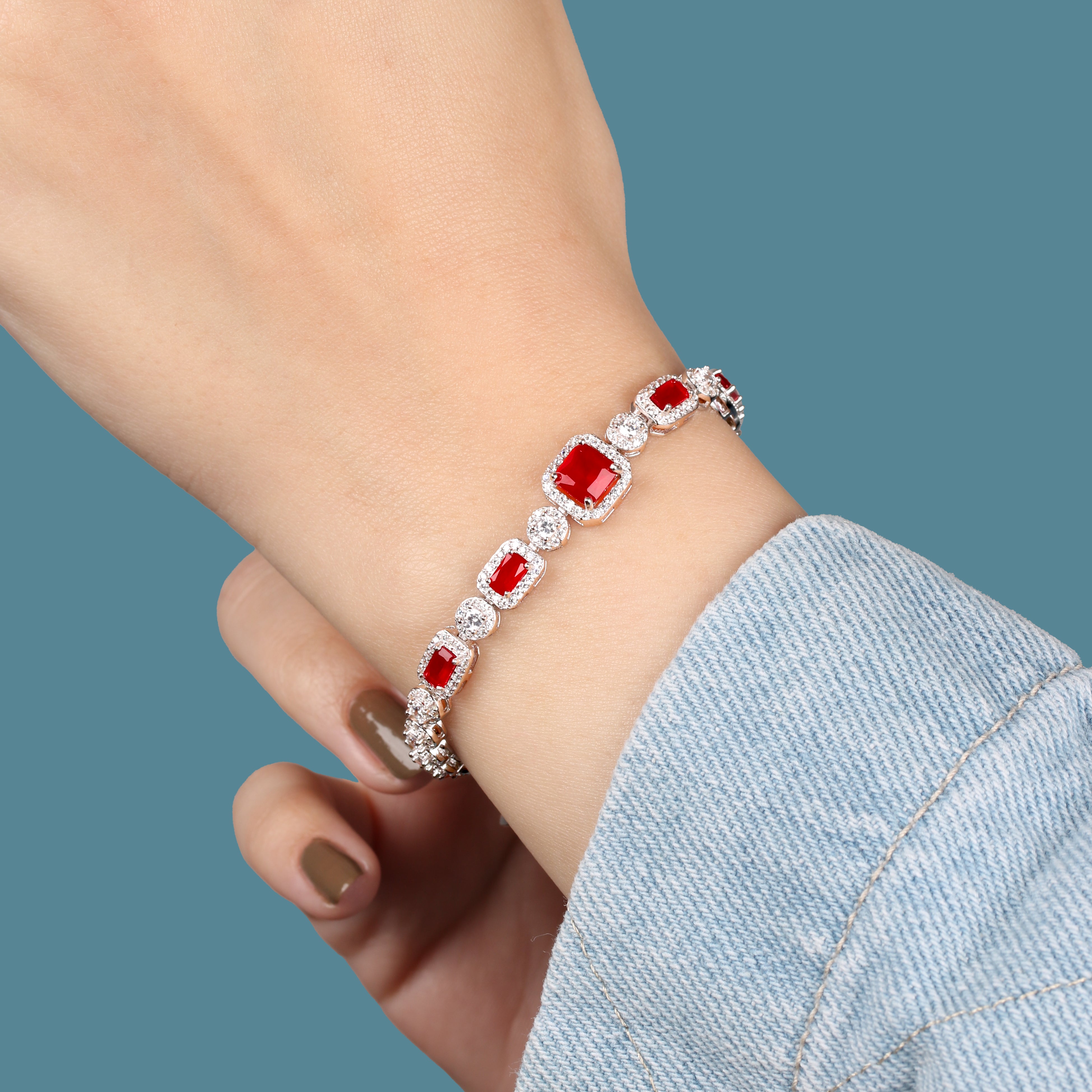 925 Silver Bracelet with a Royal Red Design