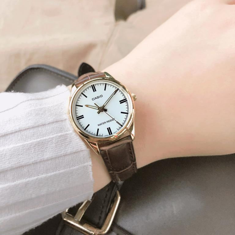 Casio Women's Watch LTP-V005GL-7AUDF Analog Display, White Dial, Brown Leather Strap