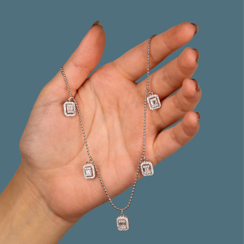 عقد مرصع بالزركون فضة عيار 925