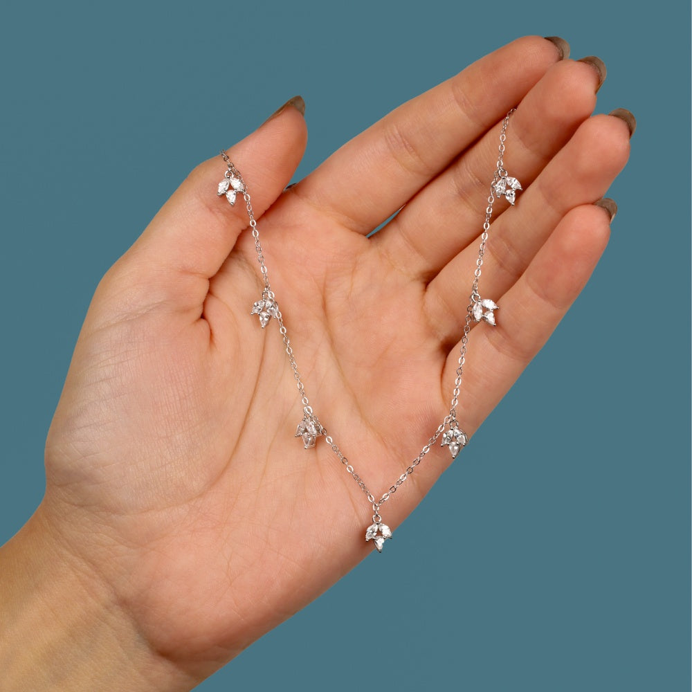 عقد اوراق الشجر فضة عيار 925