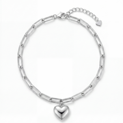 Women’s 925 silver bracelet with a chain and a shiny heart charm.