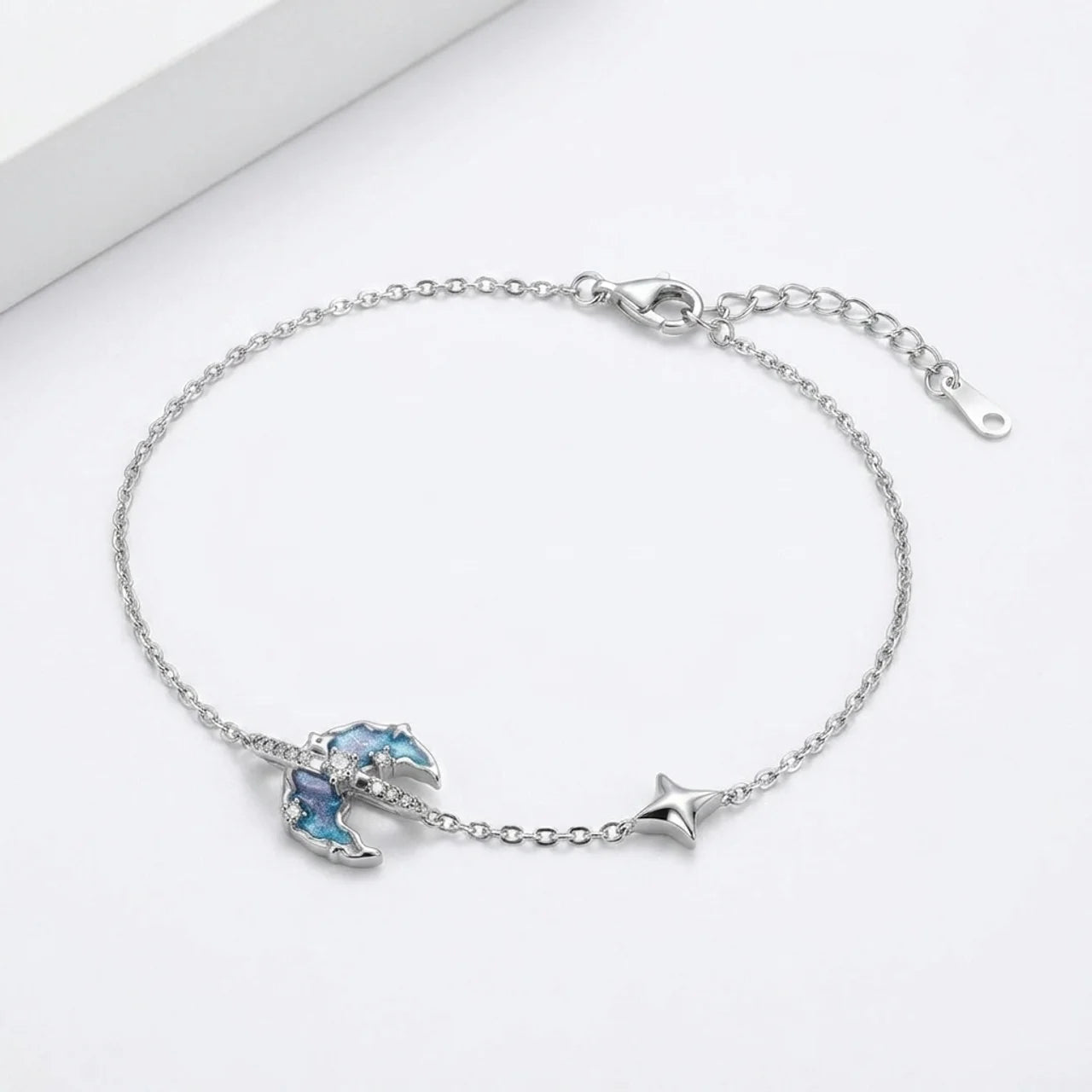 Delicate 925 Silver Bracelet with Blue Heart Stone