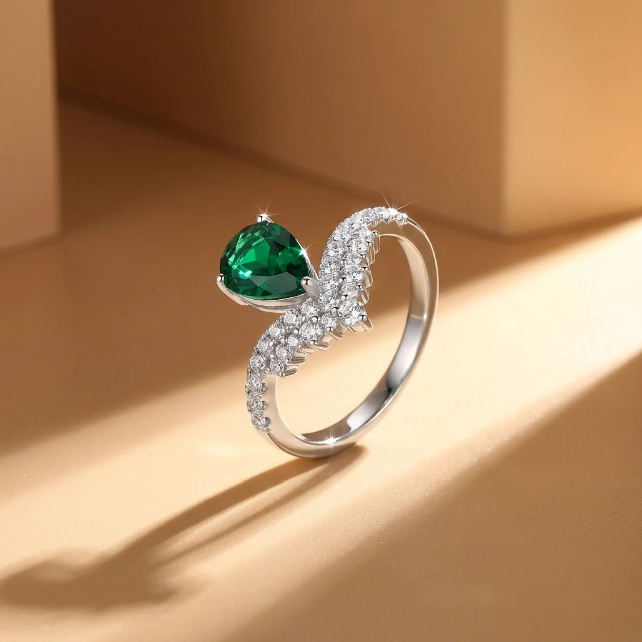 925 Silver Ring with a Blue Stone – Luxurious Design