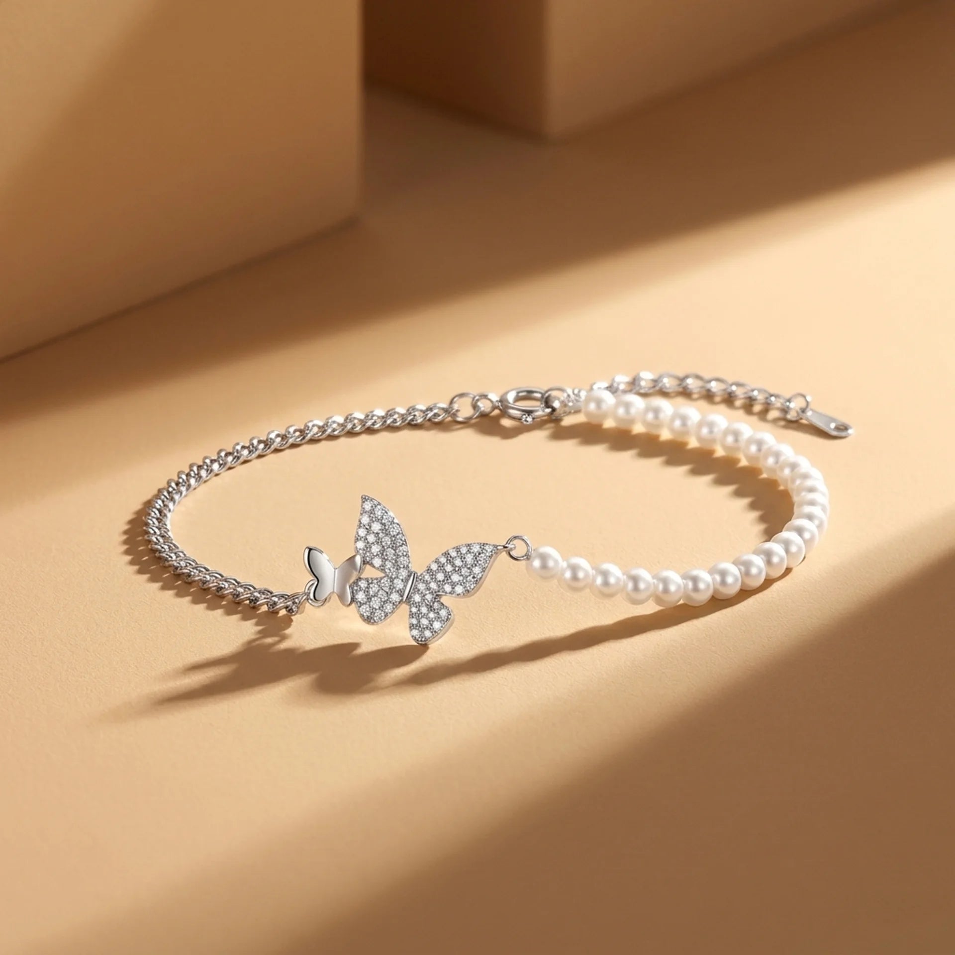 Delicate Butterfly Bracelet with Pearl Beads in 925 Silver