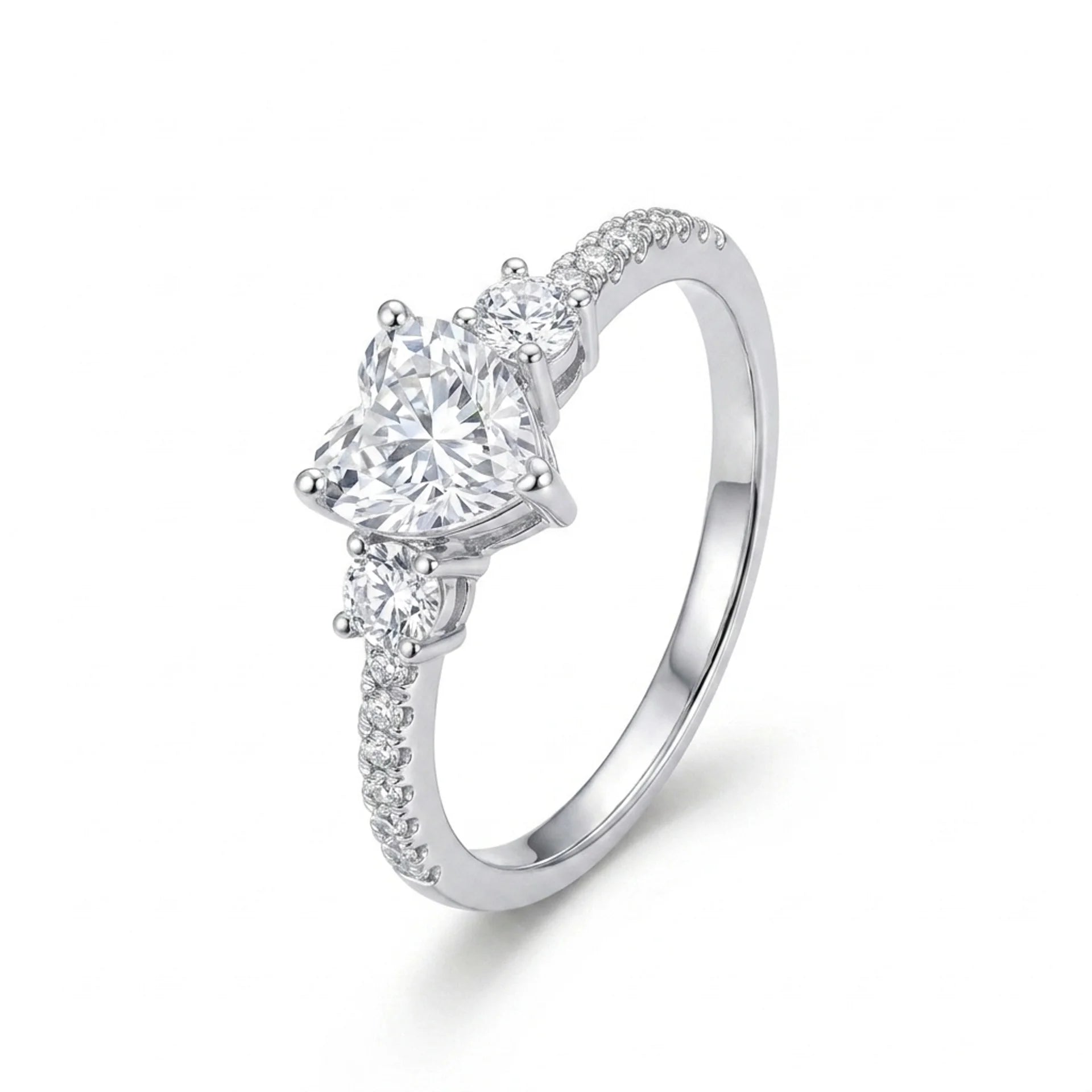 925 Silver Heart Ring with Sparkling Details