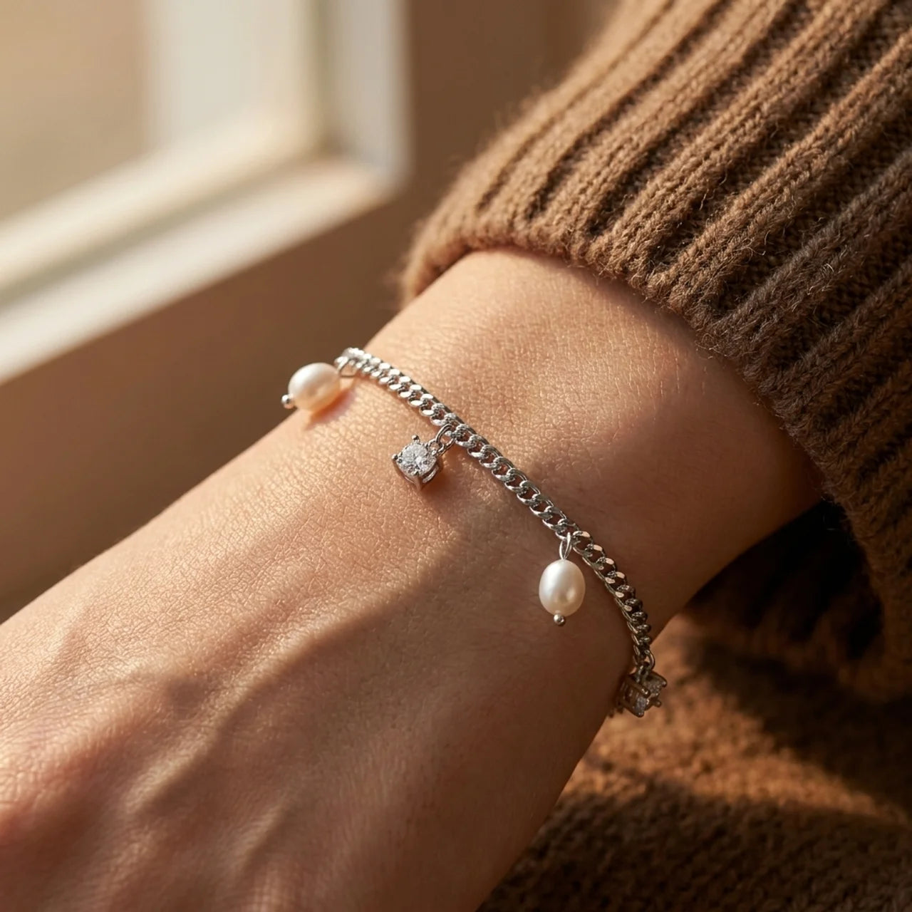 925 Silver Bracelet with Chain and Hanging Pearl Beads