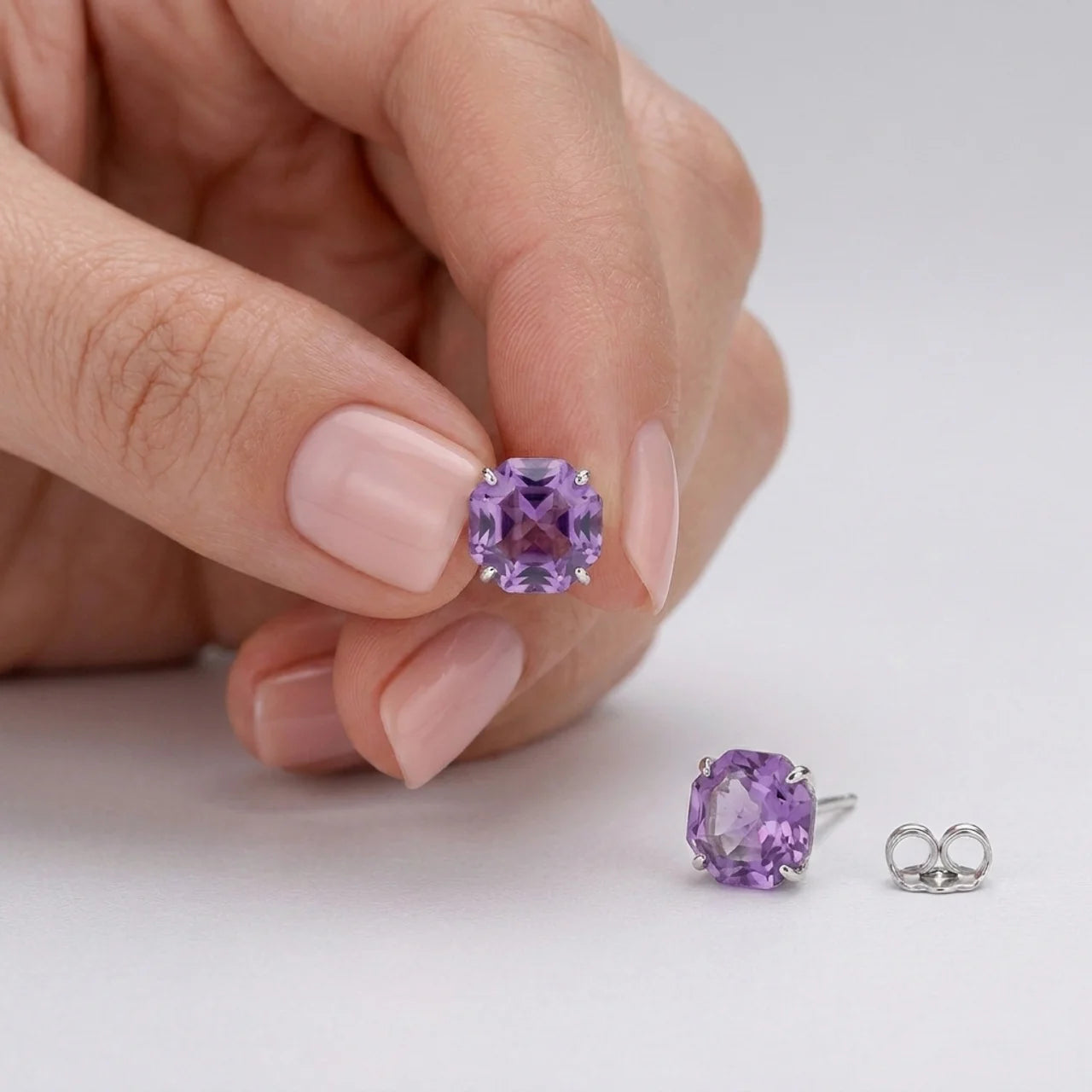 925 Silver Women’s Delicate Earrings with Vibrant Purple Stone