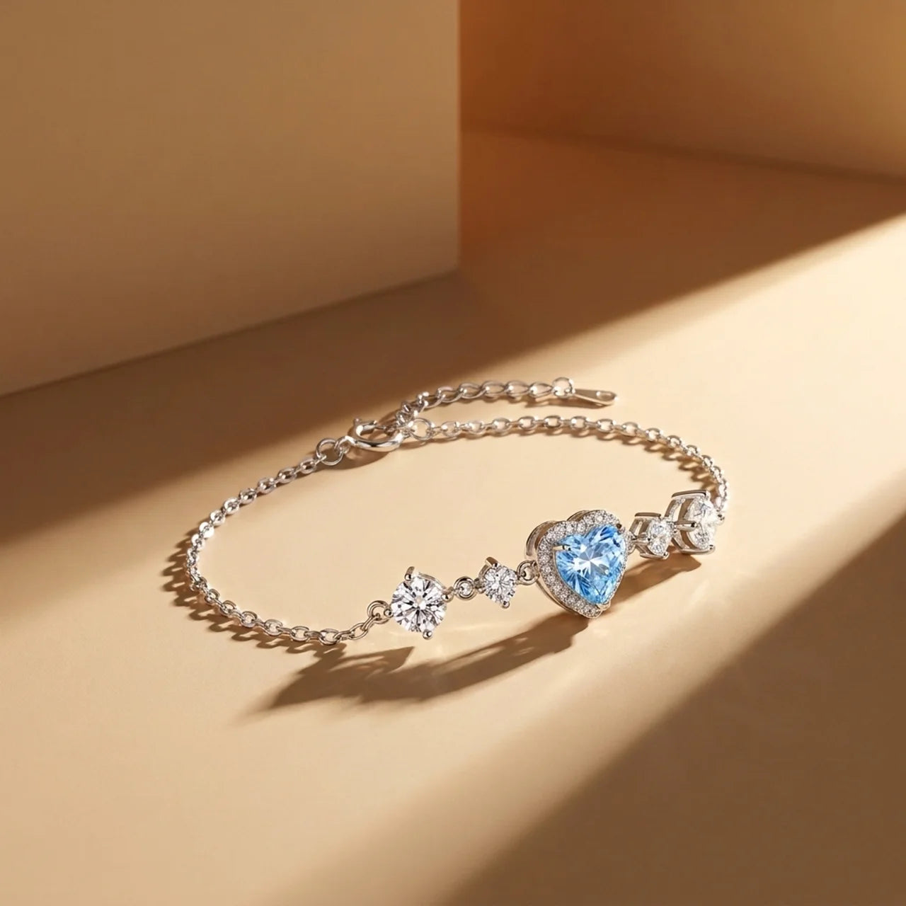 Delicate 925 Silver Bracelet with Blue Heart Stone