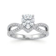 925 Silver Delicate Ring with Sparkling Stones and Geometric Design