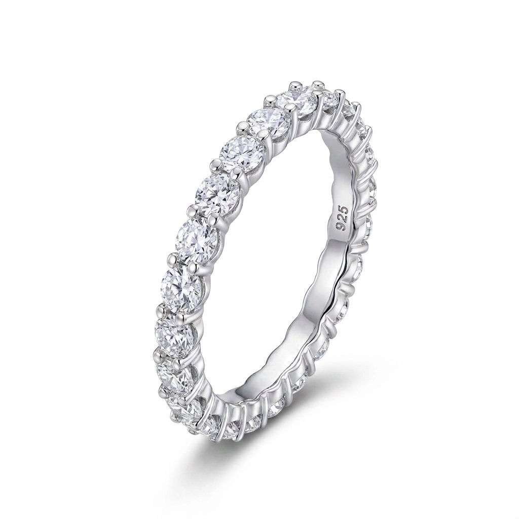 Sleek 925 Silver Ring with Strong Zircon Shine