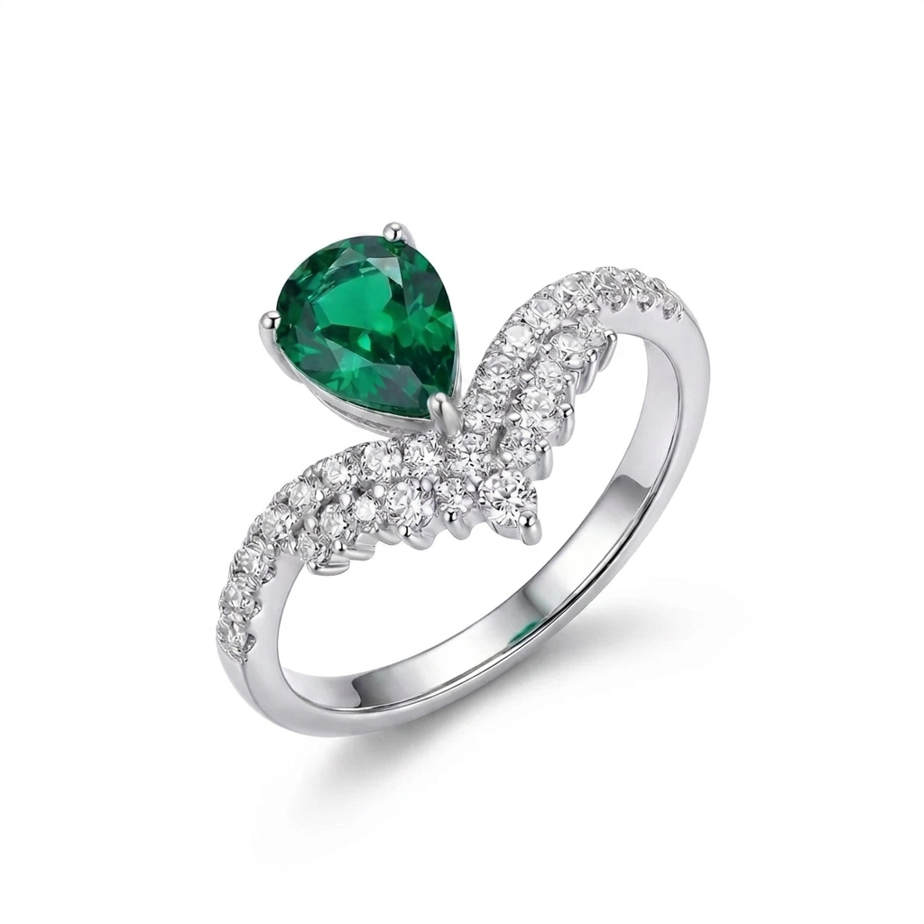 925 Silver Ring with a Blue Stone – Luxurious Design