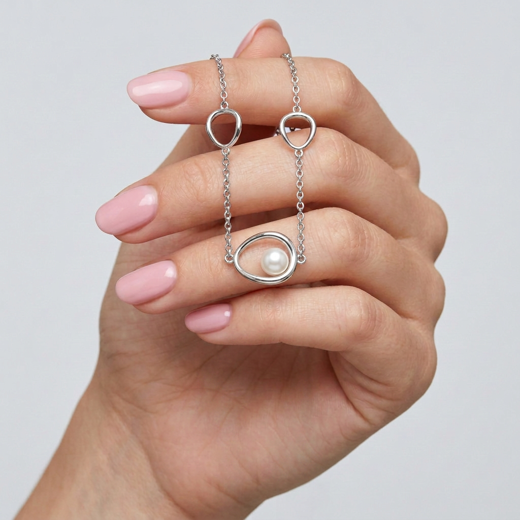 Pearl Necklace with Flowing Frame 925 Silver