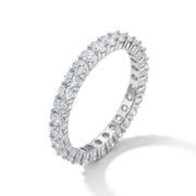 925 Silver Ring with a Sleek Design Adorned with Zircon