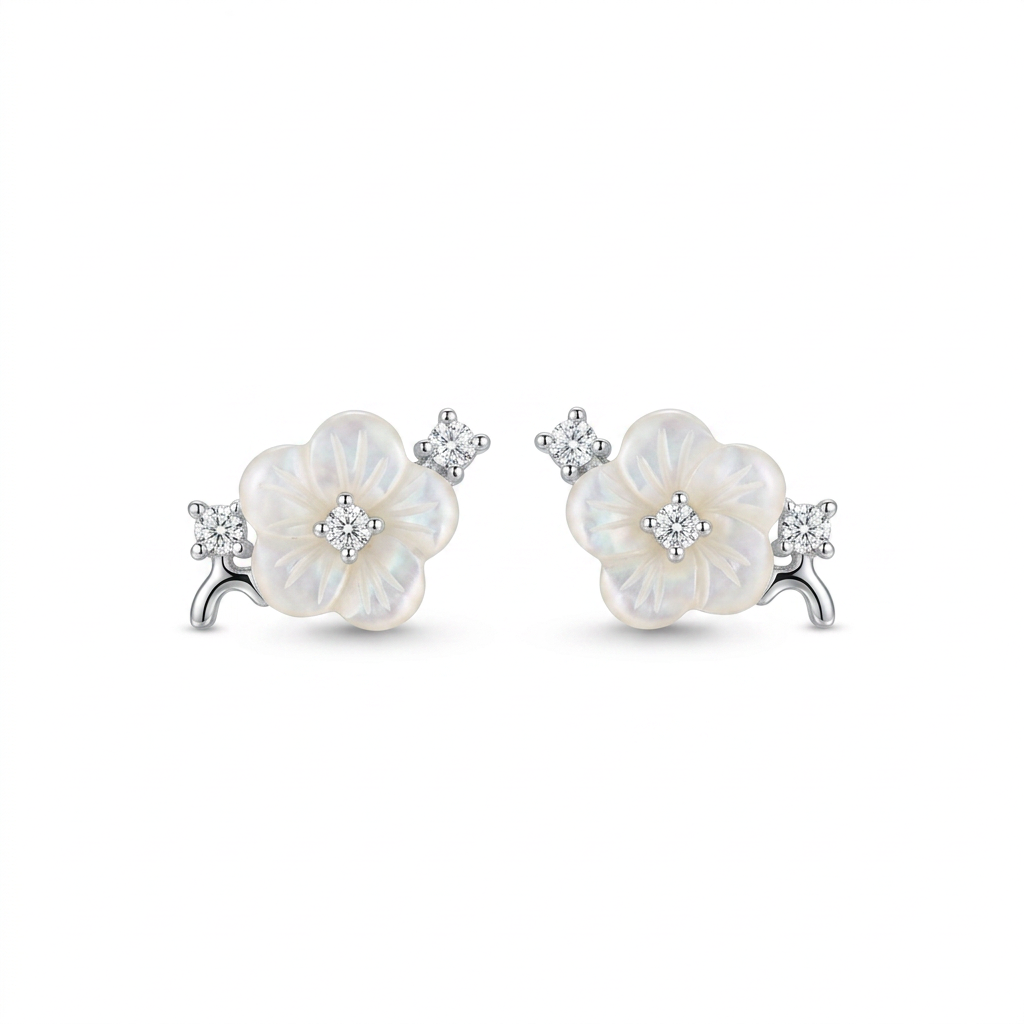 925 Silver Flower Earrings Adorned with Sparkling Stones