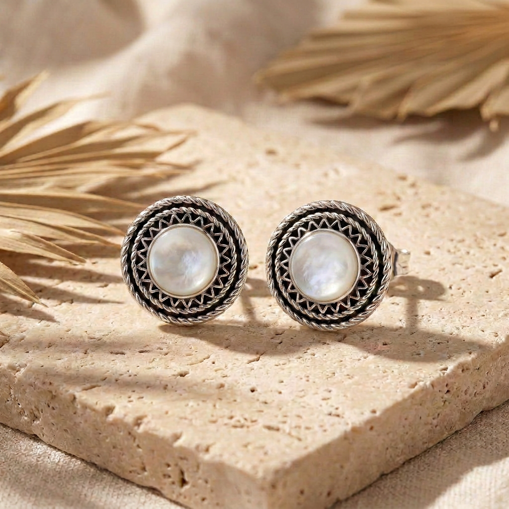 925 Silver Heritage Stud Earrings with Round White Mother-of-Pearl Stone