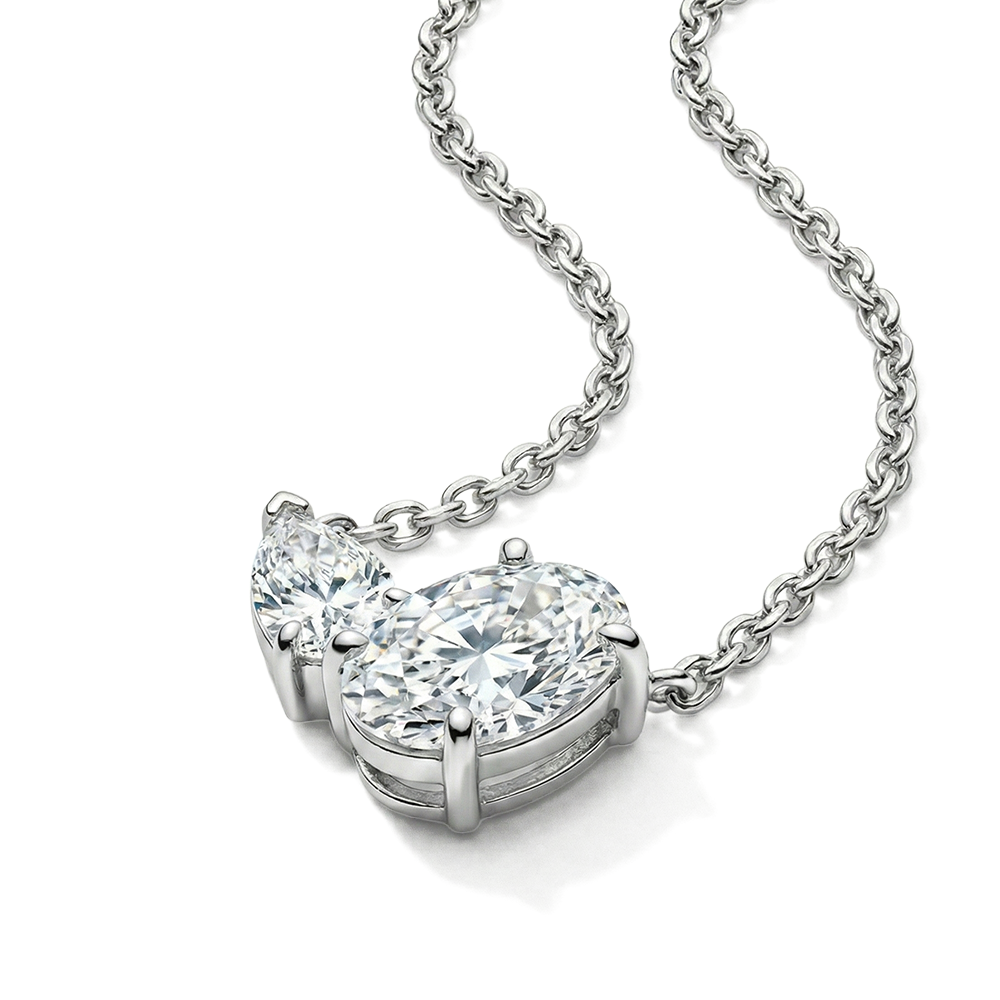 عقد فضة أنيق بفص شفاف مزدوج